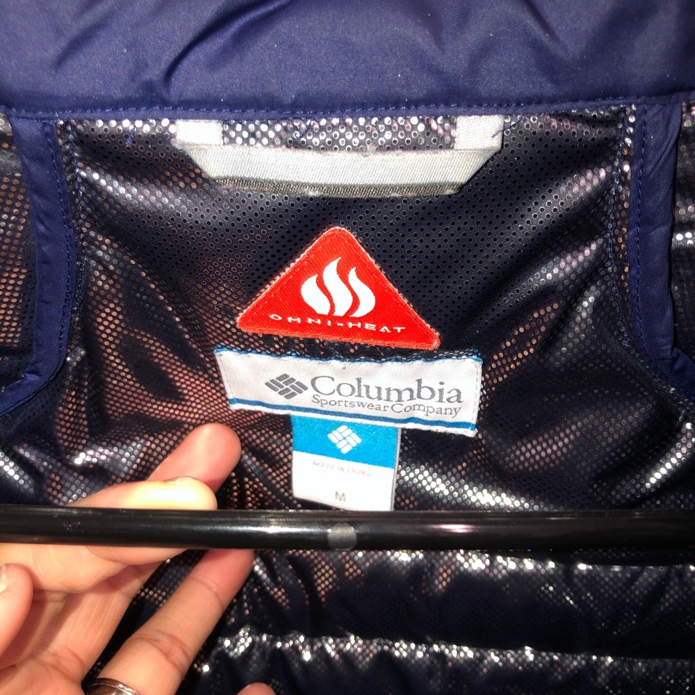 Columbia Medium Jacket. Perfect For Spring/Fall. - image 3